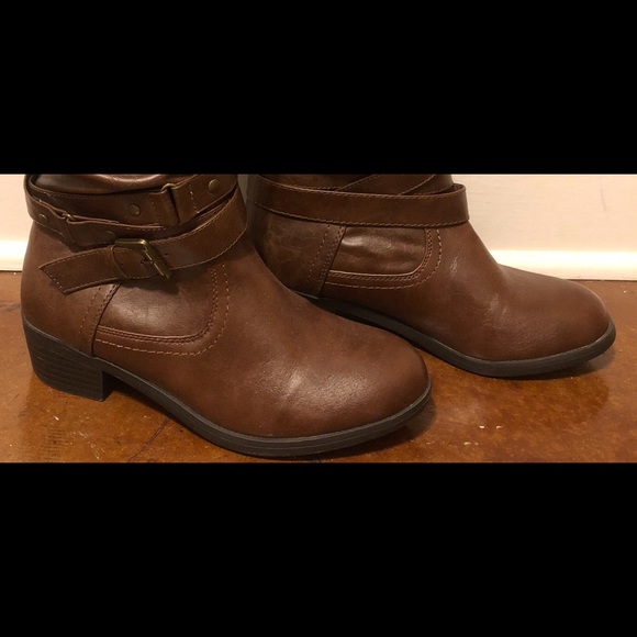 Brown Leather Boots - Picture 2 of 3
